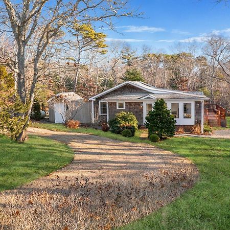 Fresh Pond Chateau Renovated Bright And Cozy Home Oak Bluffs Exterior photo